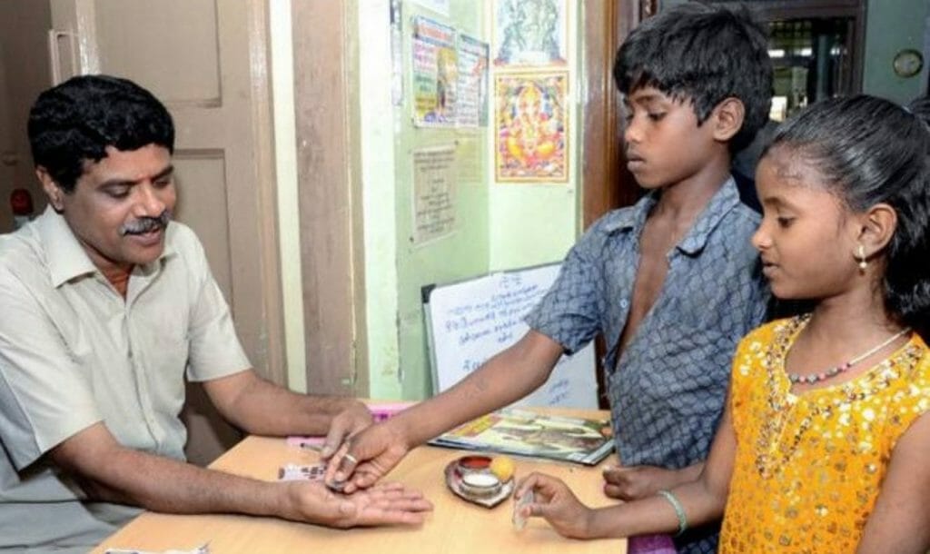 Man Making A Difference In Tamil Nadu With Just 1 Rupee