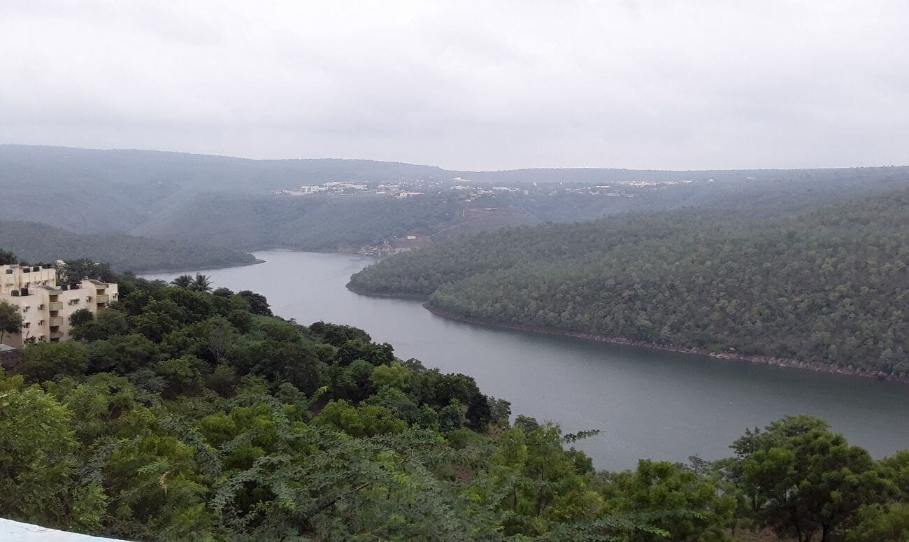 प्राकृतिक खुबसूरती से भरा है शहर 