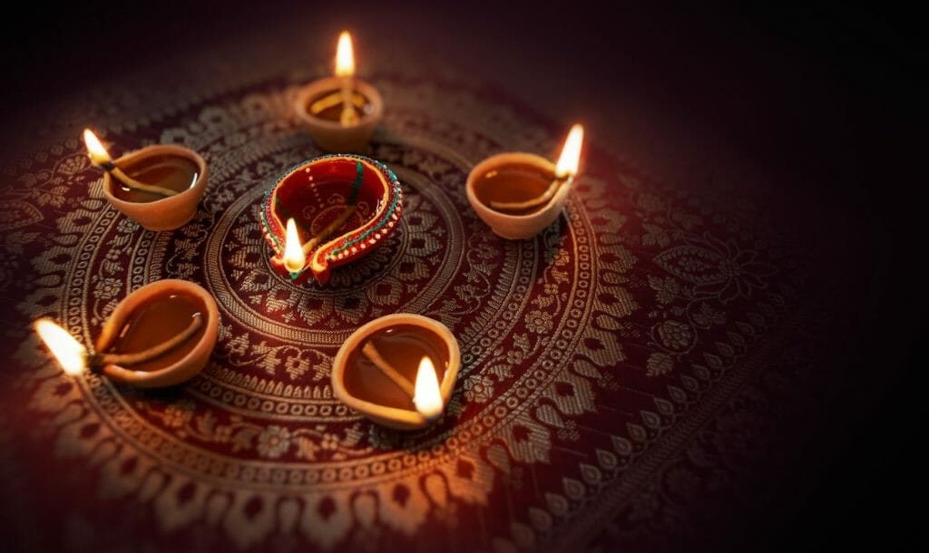 5 Things That Diwali Teaches Us