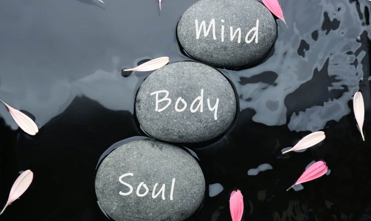 mindfulness-meditation-to-ease-anxiety-and-stress