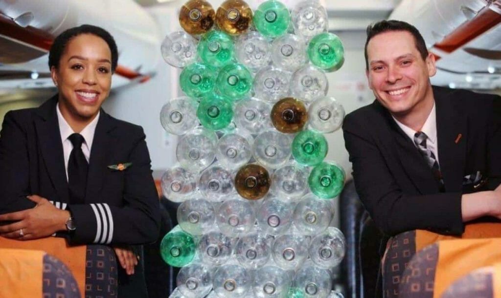 प्लास्टिक की बोतलों को रीसाइकिल करके क्रू मेंबर्स और पायलट के लिए बनाई गई यूनिफॉर्म