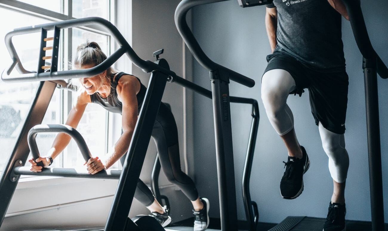 couple
couple working out
couples exercise
exercise
work out