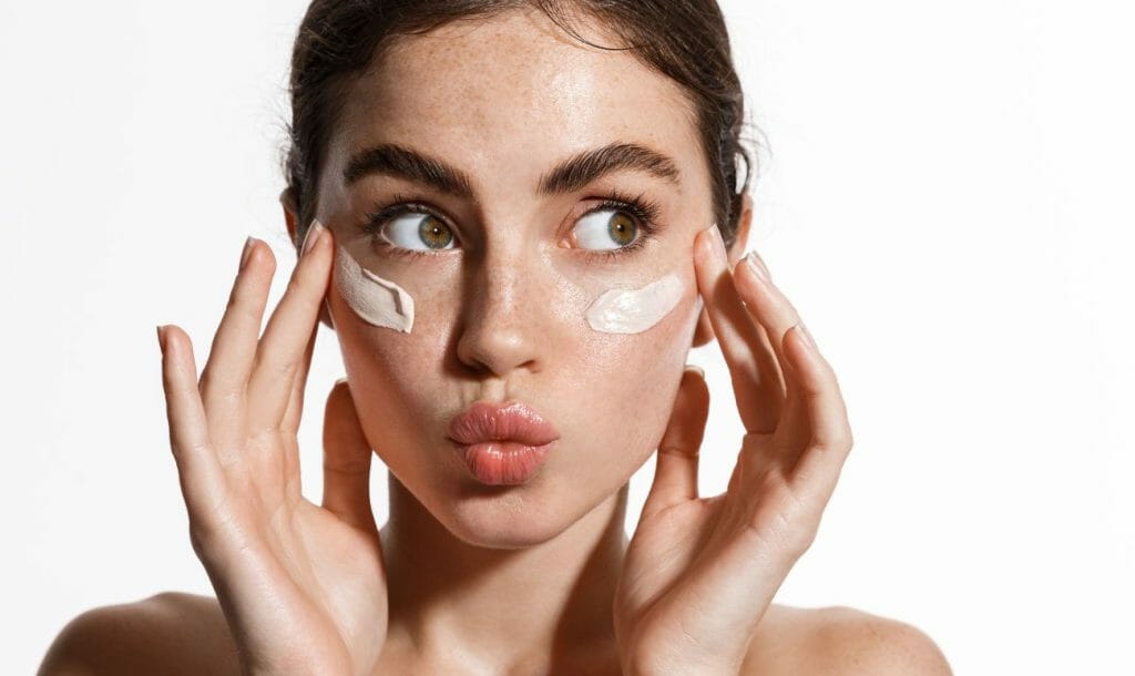 Your Step-by-Step Skincare Routine Guide for Glowing Skin