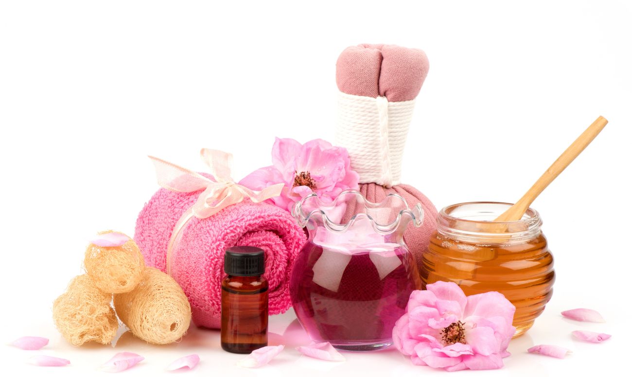 rosewater honey face mask