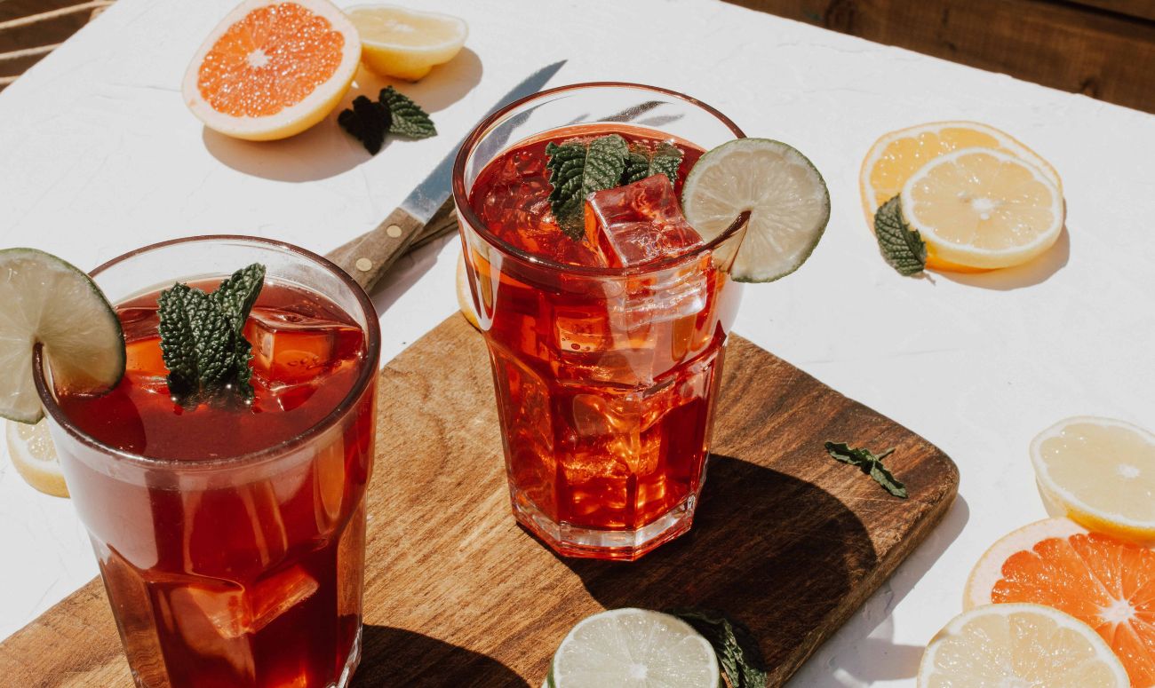 how-to-cool-your-body-from-the-inside-summer-drinks-image