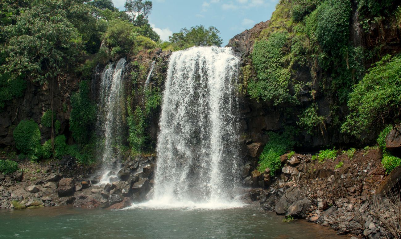 maharashtra-wellness-destination-thoseghar-waterfall-image
