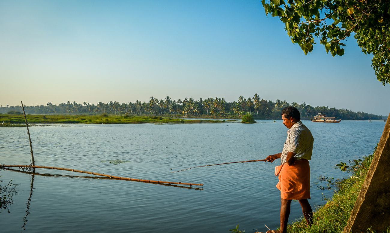 kerala-wellness-vacation-vembanad-lake-image